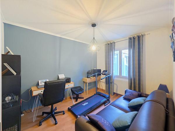 Maison Lucon 4 chambres double garage 130m²