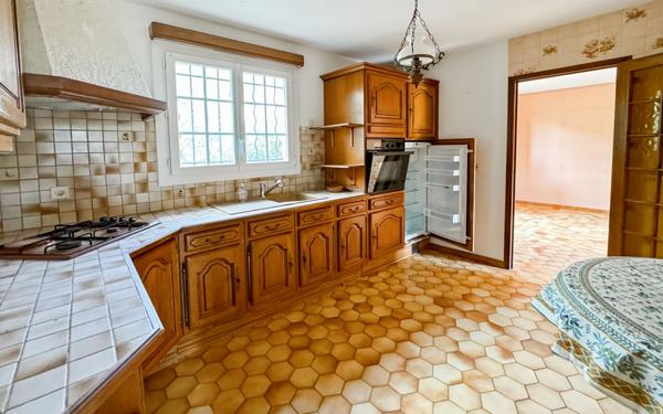 Maison à vendre    4 pièces • 83,62 m2 Hyères