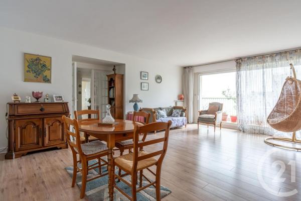 Appartement F4 à vendre  4 pièces - 87,07 m2 ST MAUR DES FOSSES - 94