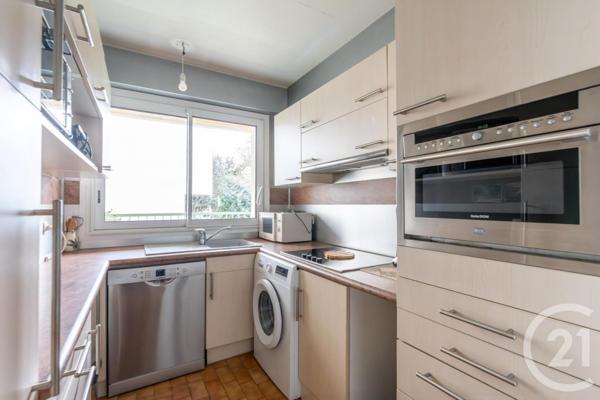 Appartement F4 à vendre  4 pièces - 87,07 m2 ST MAUR DES FOSSES - 94