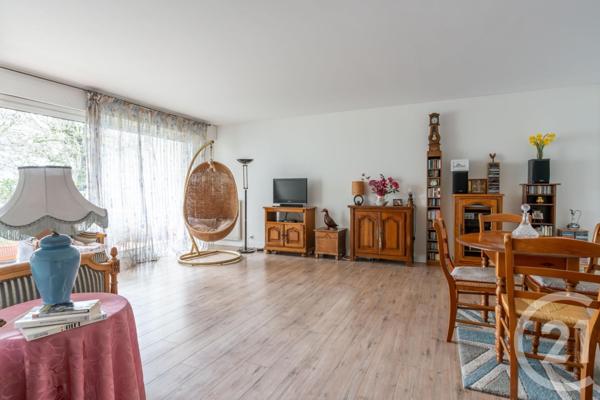 Appartement F4 à vendre  4 pièces - 87,07 m2 ST MAUR DES FOSSES - 94