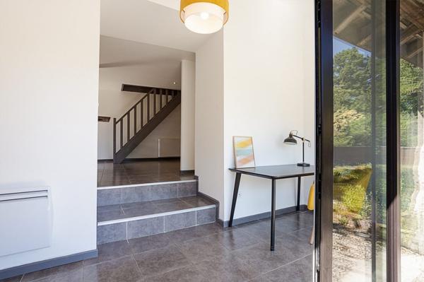 RETOUR A LA VENTE ! PRINGY - T5 DUPLEX DE 115 m² AVEC JARDIN 70