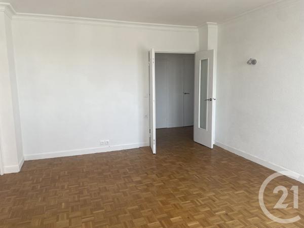 Appartement T3 à vendre  3 pièces - 67,58 m 2   CHATELLERAULT  - 86