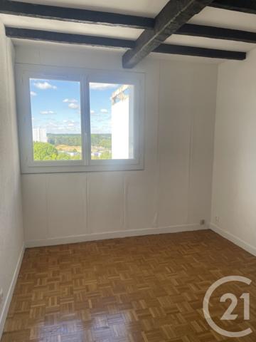 Appartement T3 à vendre  3 pièces - 67,58 m 2   CHATELLERAULT  - 86