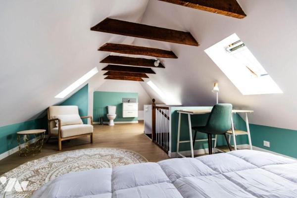 Maison divisée en  6 chambres d'étudiants