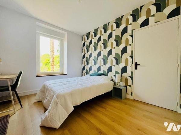 Maison divisée en  6 chambres d'étudiants