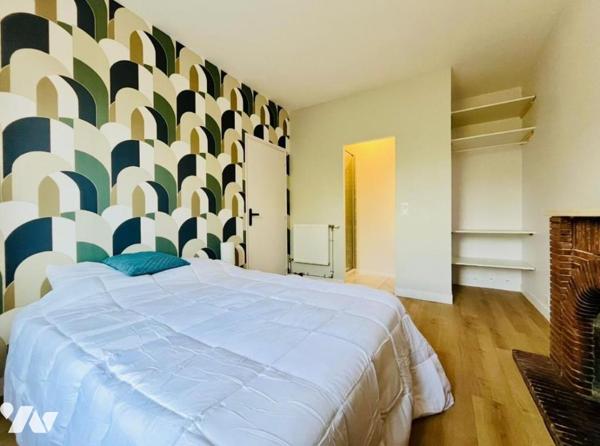 Maison divisée en  6 chambres d'étudiants
