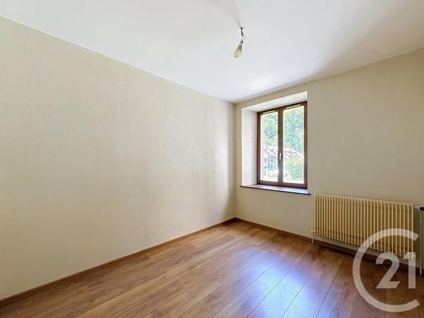 Appartement F4 à vendre  4 pièces - 91,50 m 2   HERIMONCOURT  - 25
