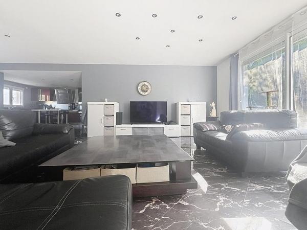 Maison de plain pied - Confort optimal pour toute la famille avec espace jardin