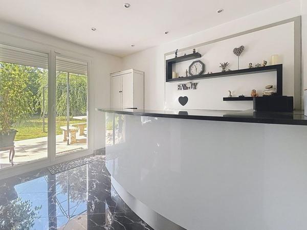 Maison de plain pied - Confort optimal pour toute la famille avec espace jardin