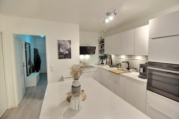 MASSY VILGENIS Appartement Massy 3 pièce(s) de 68,3m2- 2 terrasses