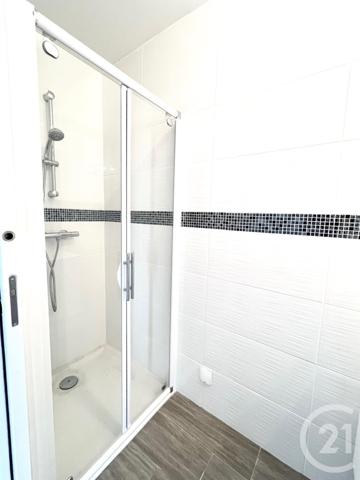 Appartement F3 à vendre  3 pièces - 81,79 m2 LA LONDE LES MAURES - 83