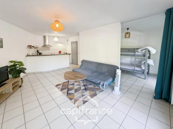Dpt Gironde (33), à vendre AUDENGE appartement T2 bis de 51 m²  entièrement meublé