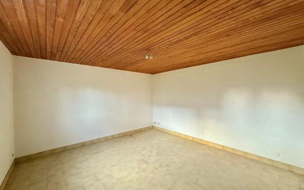 Maison à vendre    5 pièces •  Genlis