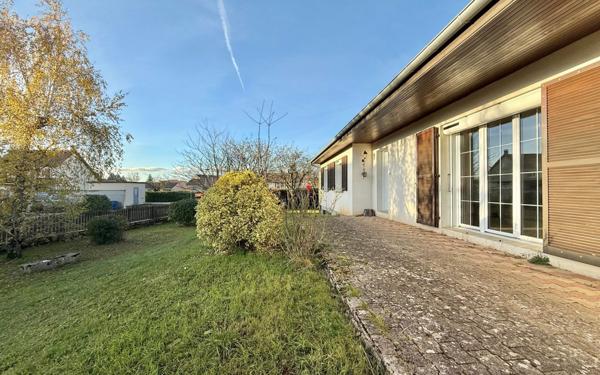 Maison à vendre    5 pièces •  Genlis