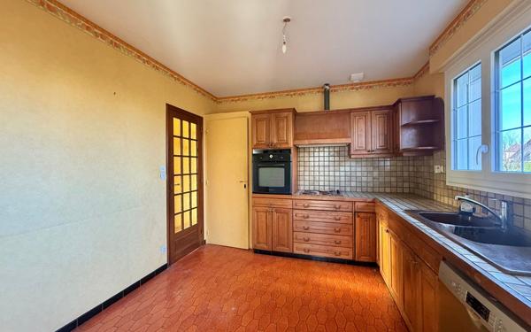 Maison à vendre    5 pièces •  Genlis