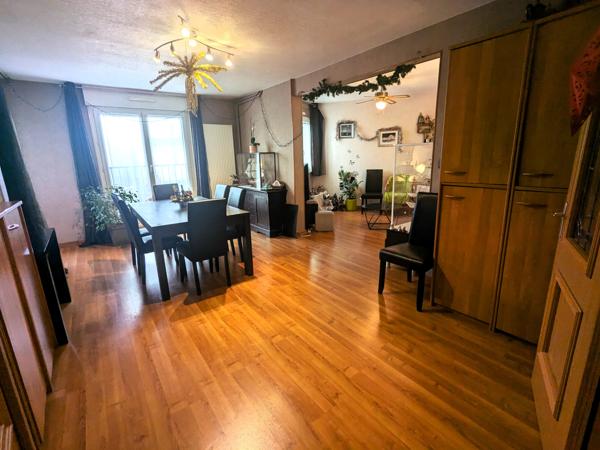 Appartement 5 pièce(s) 3 chambre(s) 101.67 m²
