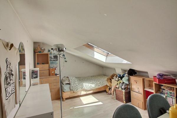Suresnes Liberté - Deux maisons indépendantes avec extérieur, vue Tour Eiffel et nombreuses possibilités d'usage