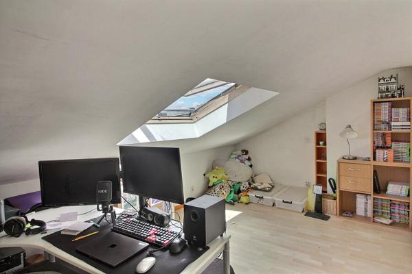 Suresnes Liberté - Deux maisons indépendantes avec extérieur, vue Tour Eiffel et nombreuses possibilités d'usage