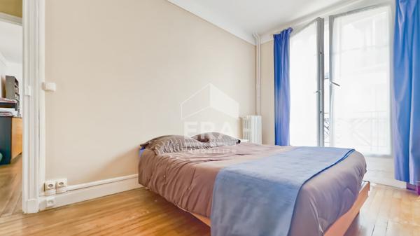 A VENDRE 3P 63M2 BEL ANCIEN IMM. ART DECO GONCOURT CANAL SAINT MARTIN PARIS 10E