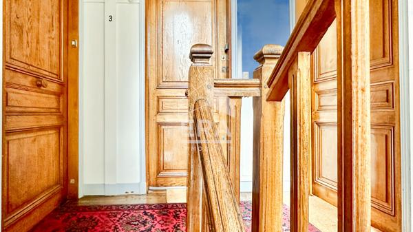 A VENDRE 3P 63M2 BEL ANCIEN IMM. ART DECO GONCOURT CANAL SAINT MARTIN PARIS 10E