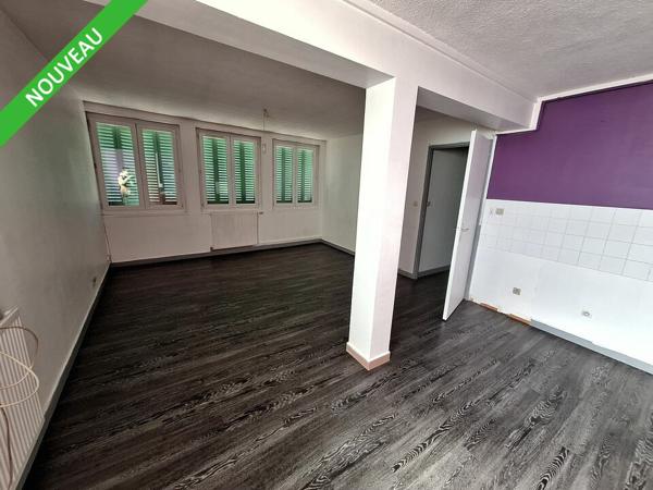 Immeuble de bureaux à vendre à Valence centre avec ascenseur et cave