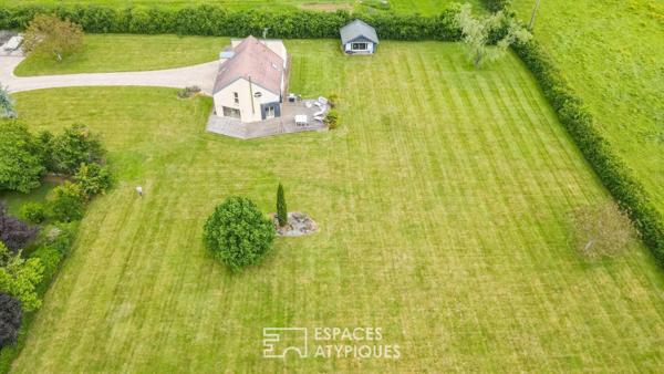 Maison d’architecte en pleine verdure