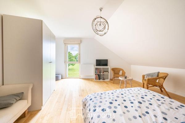 Maison d’architecte en pleine verdure