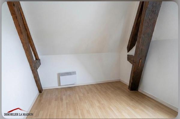 APPARTEMENT SPACIEUSE - Appartement de type T3 offrant ...