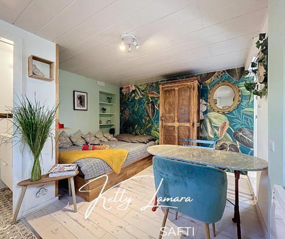 Maison familiale avec studio / RER B accessible à pied