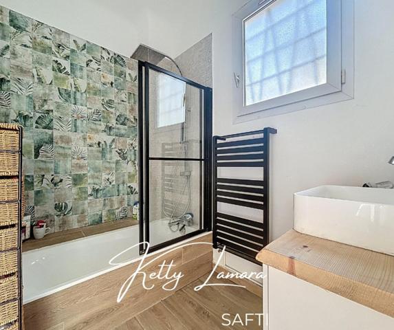 Maison familiale avec studio / RER B accessible à pied