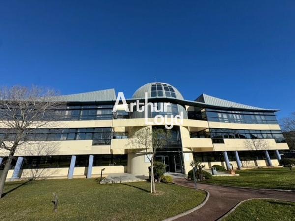 Bureaux à louer 650.91 m² divisibles dès 288.24 m² - Sophia Antipolis