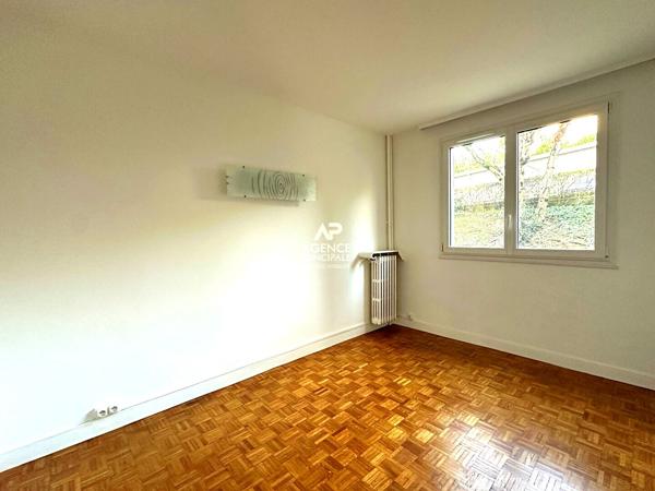 CHAVILLE - La pointe - Appartement familial, spacieux de 5 pièces 520 000 € **  - Référence  640-C