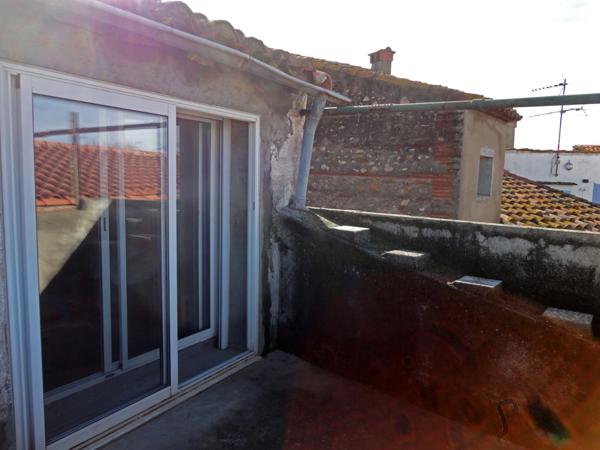 Dpt Pyrénées Orientales (66), à vendre Saint-Estève Maison 4 pièces 72 m² terrasse cour et garage