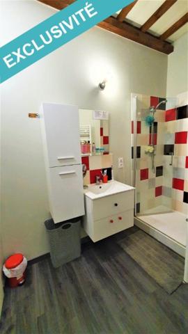 Maison de charme dans le centre historique de Bayeux écoles et commerces à pieds.