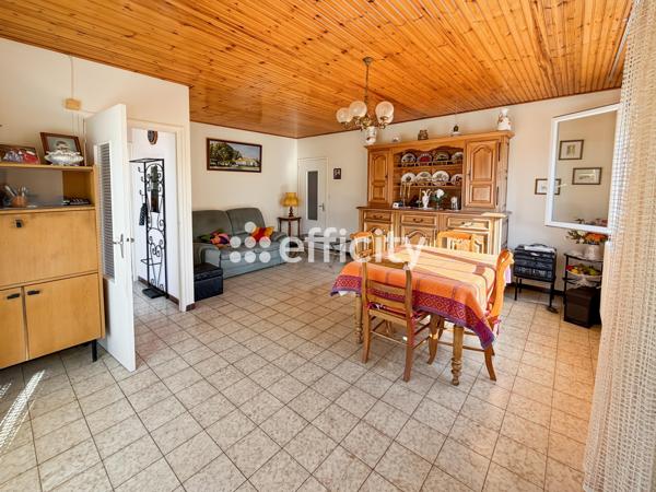 Maison
         3 pièces
        - 67 m² 240 000 €*