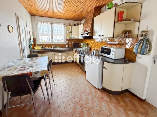 Maison
         3 pièces
        - 67 m² 240 000 €*