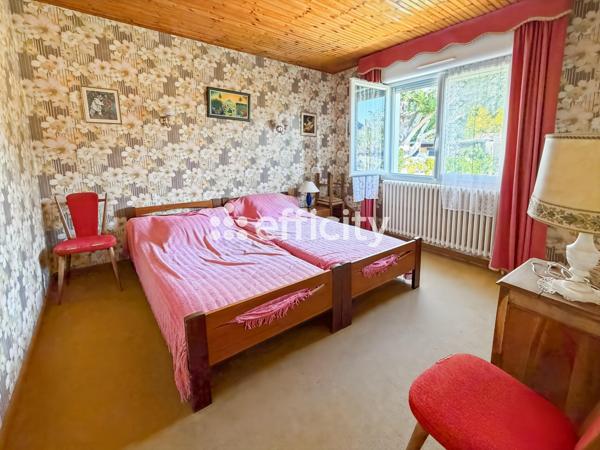 Maison
         3 pièces
        - 67 m² 240 000 €*
