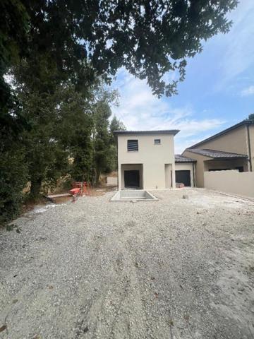 Maison Saint Marcel Les Valence 4 pièce(s) 109 m2, piscine