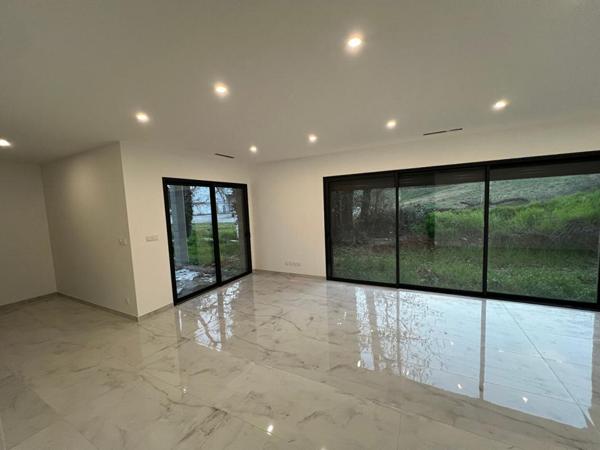 Maison Saint Marcel Les Valence 4 pièce(s) 109 m2, piscine