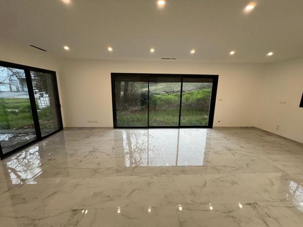 Maison Saint Marcel Les Valence 4 pièce(s) 109 m2, piscine