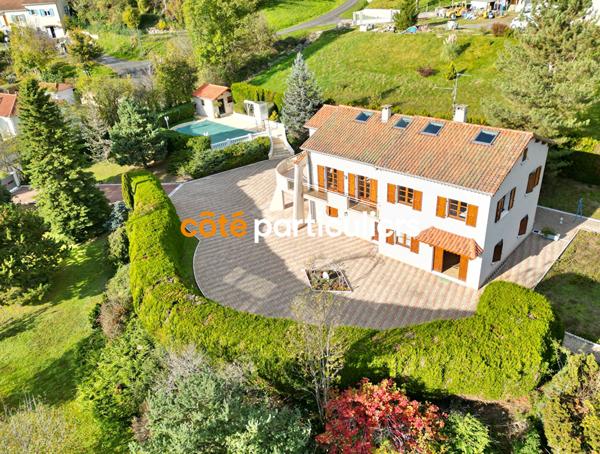 Vente Maison180 m² - 6 Pièces - ST GERMAIN LAPRADE (43700)