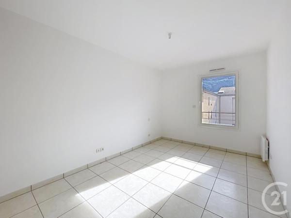Appartement F4 à vendre  3 pièces - 114,01 m2 CERET - 66