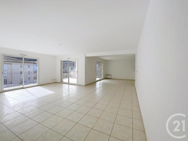Appartement F4 à vendre  3 pièces - 114,01 m2 CERET - 66