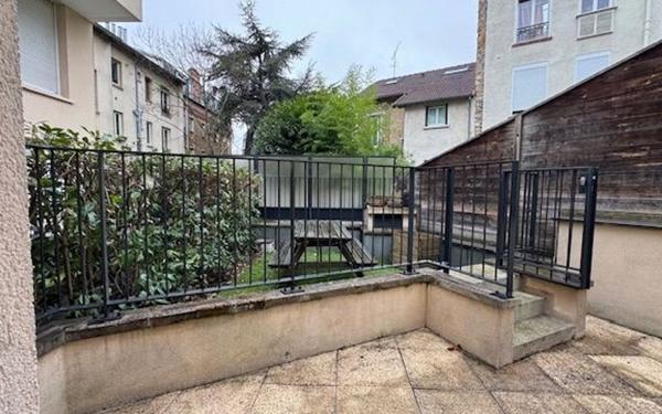 Appartement à louer    4 pièces • 74 m2 Chaville