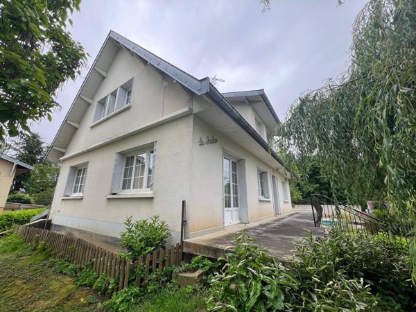 Pavillon 4 chambres à ESSERTENNE-ET-CECEY