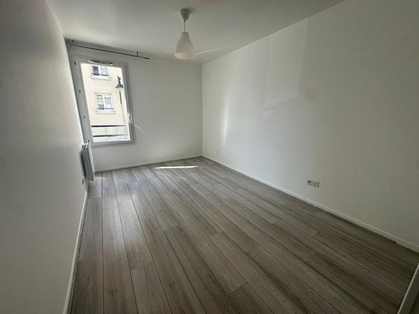 Appartement Meaux 3 pièce(s) 63.5 m2, place de parking a 5min de la gare !!
