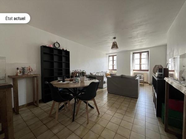 Maison 68 695 € Confolens 4 p 94 m² DPE D
