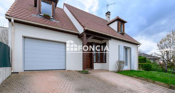 À vendre Maison 4 pièces 98 m² - Bussy-saint-georges 77600