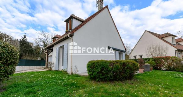 À vendre Maison 4 pièces 98 m² - Bussy-saint-georges 77600